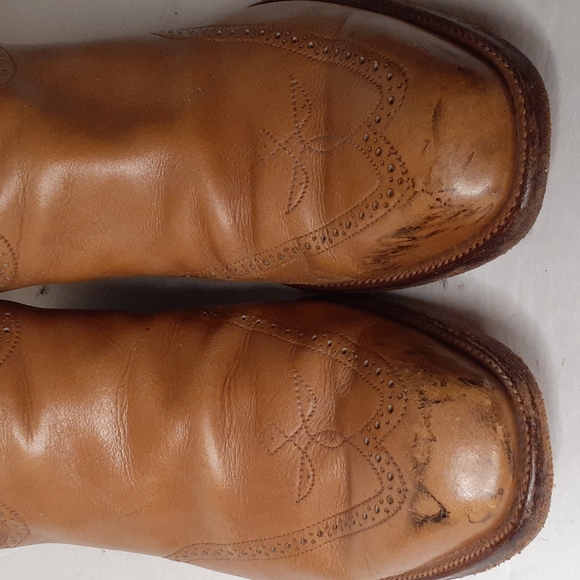 El Dorado Men's Cowboy Boots. - Picture 7 of 9